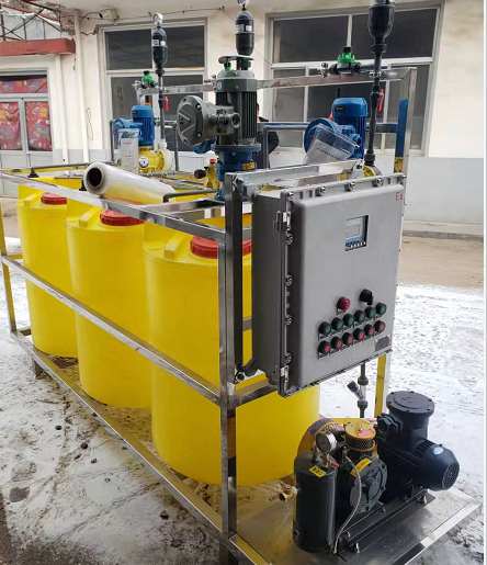 全自動(dòng)加藥裝置設(shè)備用途，全自動(dòng)智能加藥裝置價(jià)格，加藥裝置詳細(xì)介紹