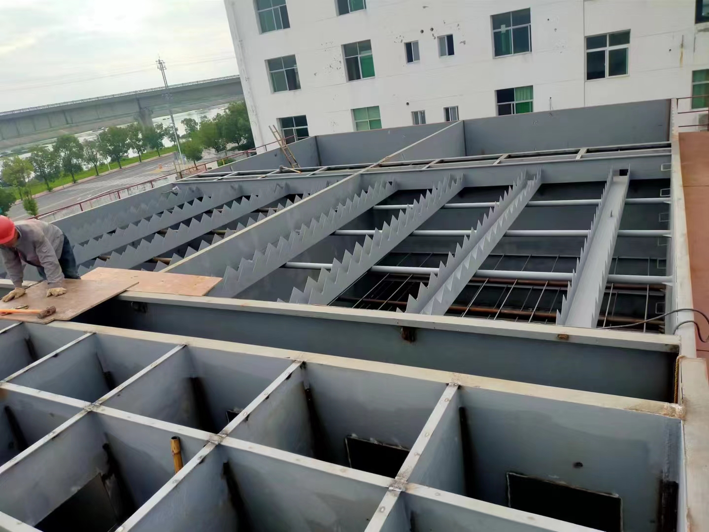 一體化凈水設(shè)備大概價(jià)格多少錢？